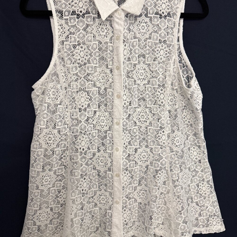 New Directions Ladie's see through white lace sleeveless blouse size large